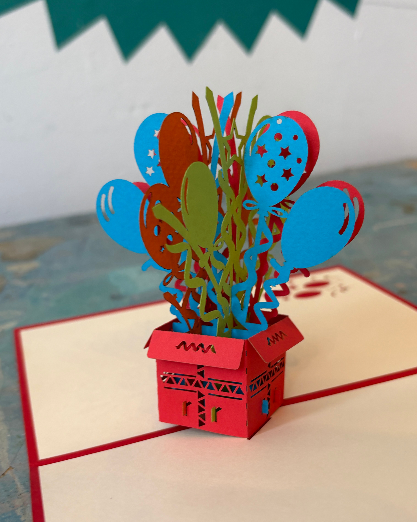 Breithla Sona Duit Pop Up Card | Paper Bear