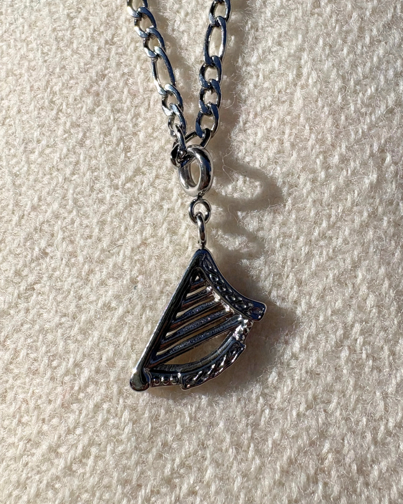 Harp Charm Necklace | Réalta