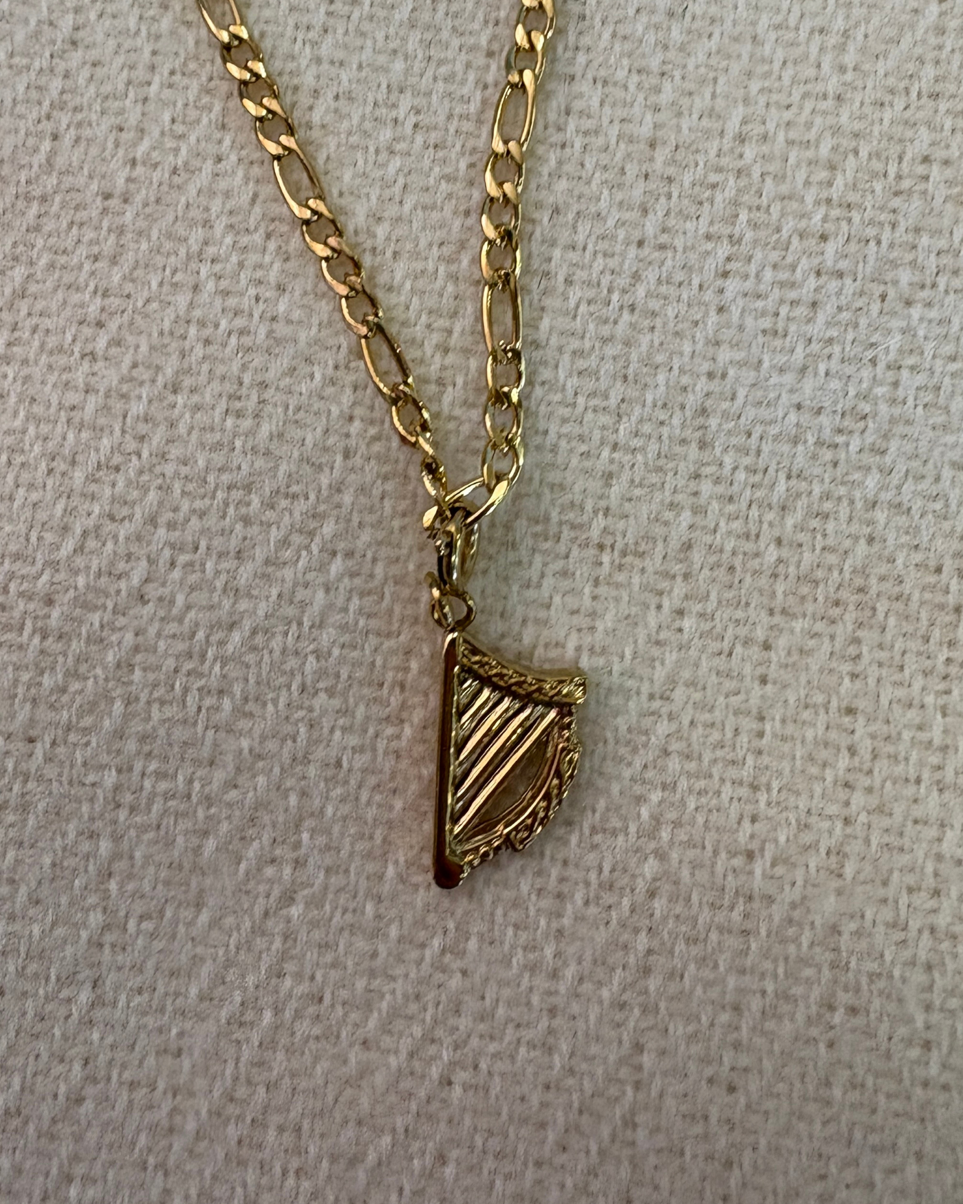 Harp Charm Necklace | Réalta