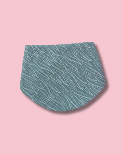 Blue Mangetout Bib | Milk & Joy
