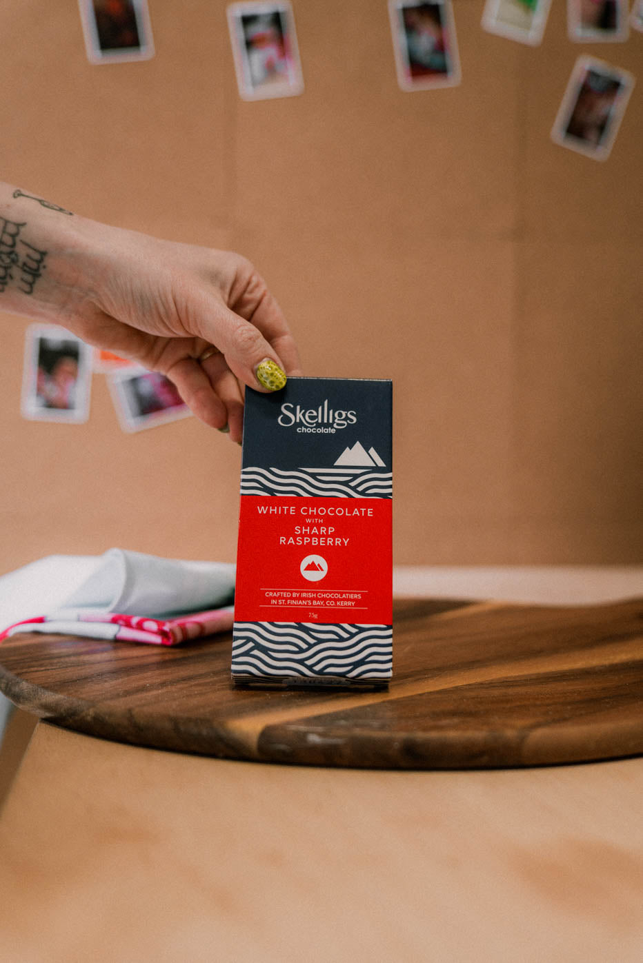 Chocolates Sharp White Chocolate and Sharp Raspberry Chocolate Bar | Skelligs – Born & Bred