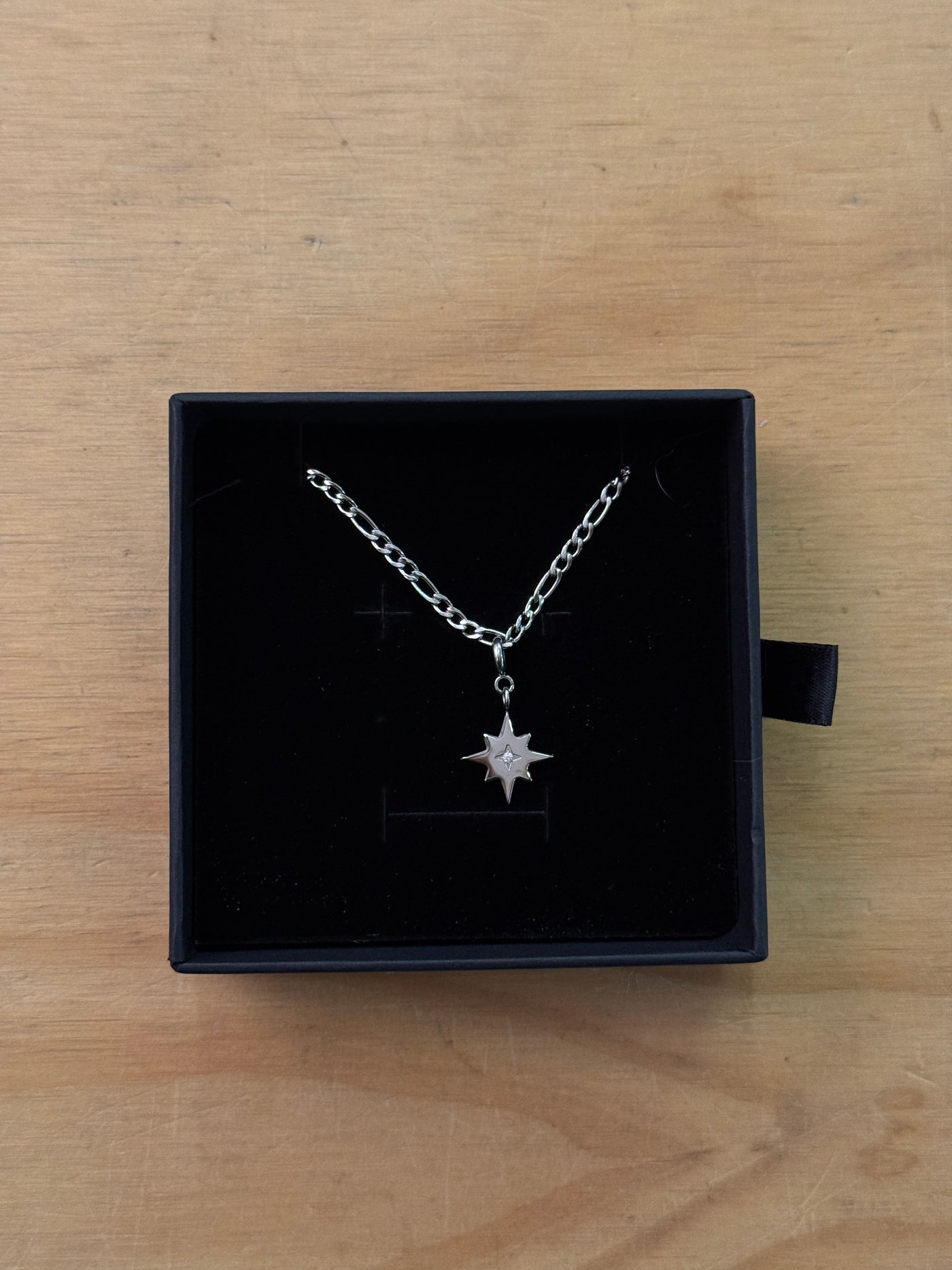 North Star Charm Necklace | Réalta