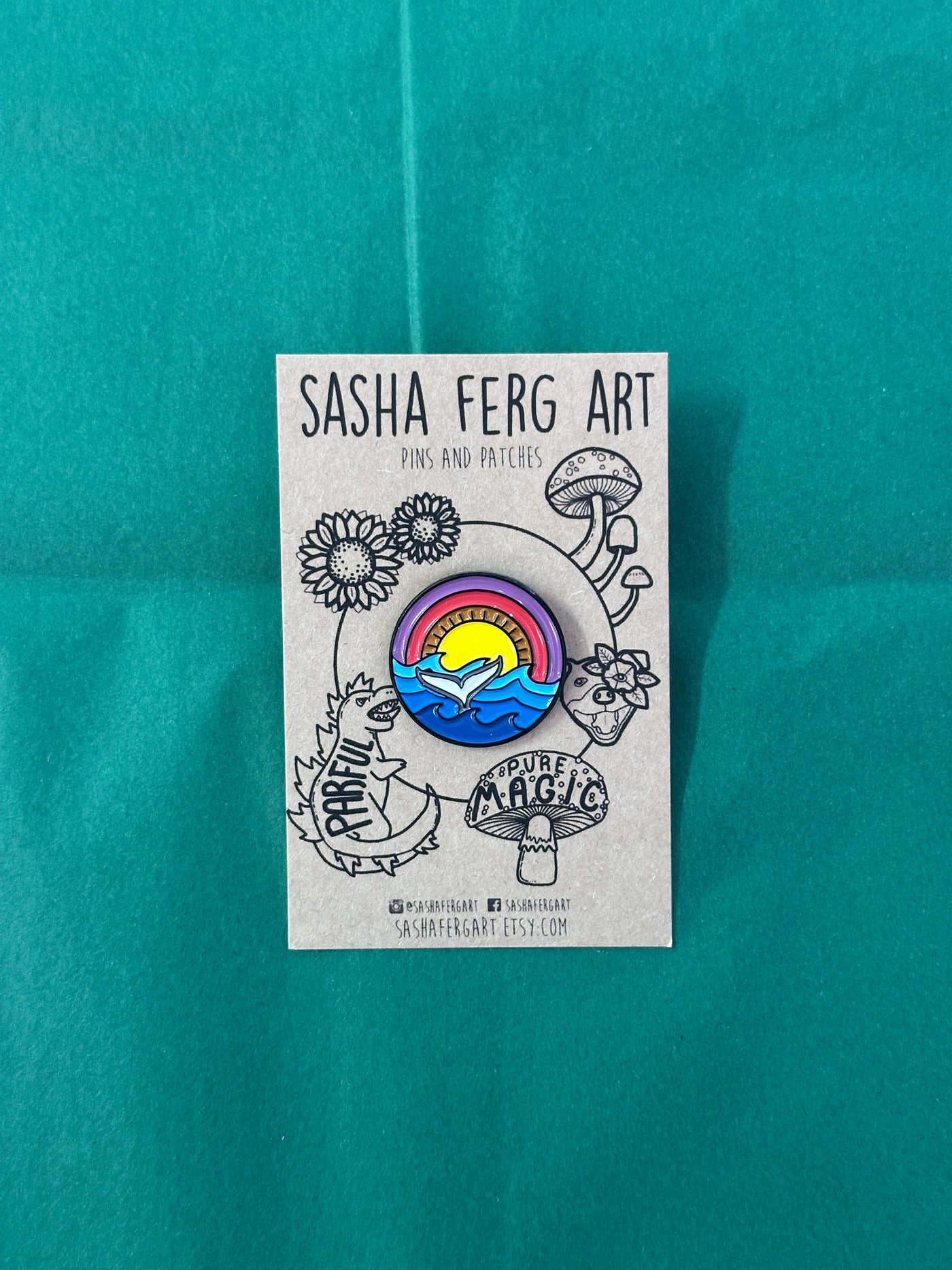 Sunset Lover Pin | Sasha Ferg Art