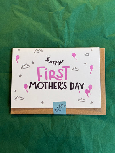 Tarjeta feliz del primer día de las madres